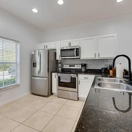 Welcome To Villa Azul, Your Home Away From Home! Kissimmee Exterior photo