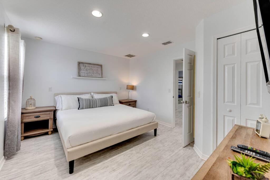 Villa Welcome To Azul, Your Away From Home! Kissimmee